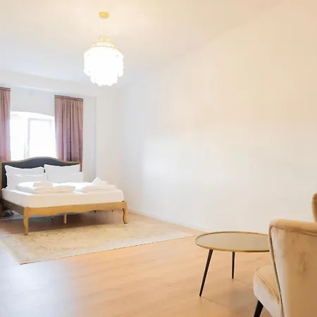 Lägenhet Ღliboria Villa Muenter *